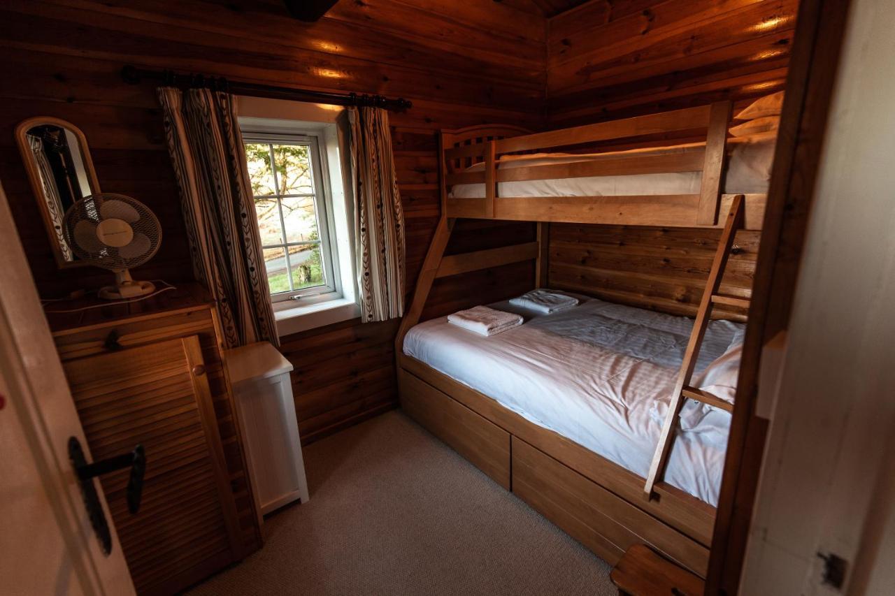 Rustic Log Cabin In Snowdonia By Seren Short Stays Trawsfynydd Eksteriør bilde