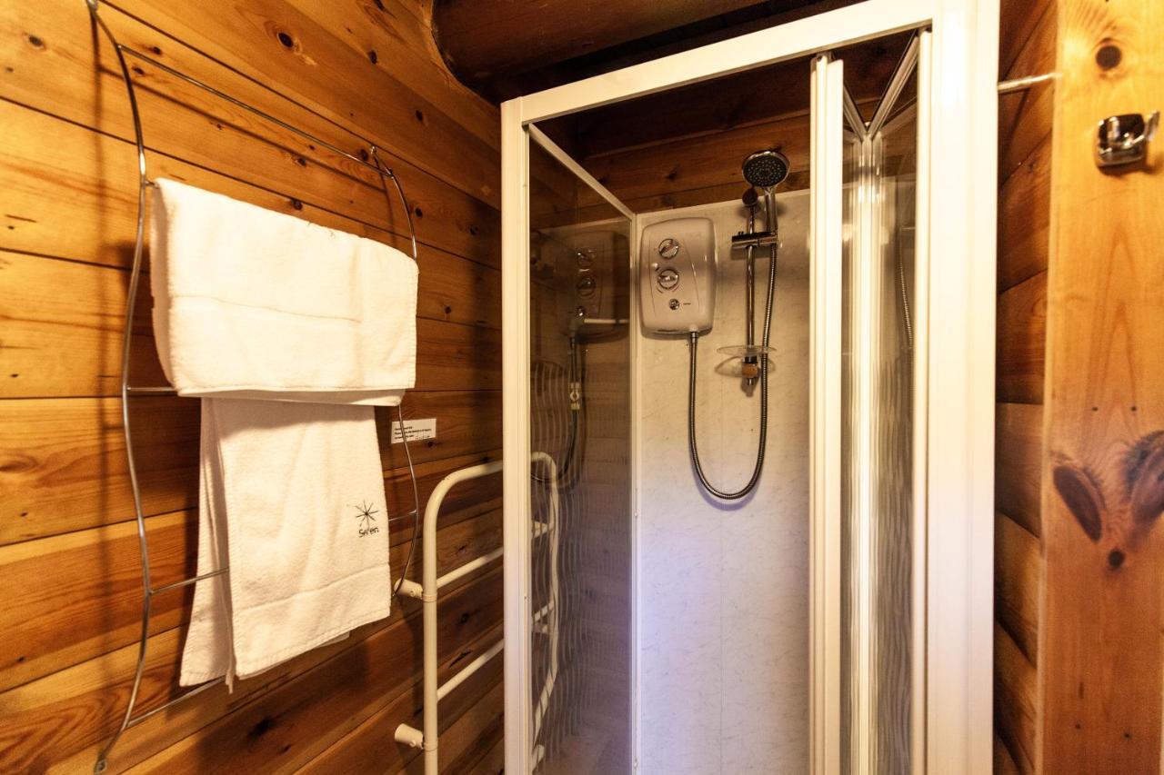 Rustic Log Cabin In Snowdonia By Seren Short Stays Trawsfynydd Eksteriør bilde